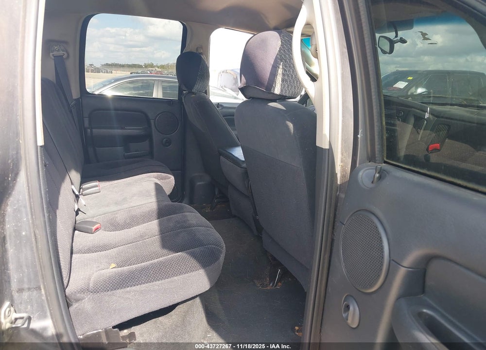 2002 DODGE RAM 1500 ST VIN: 1D7HA18N52S606610