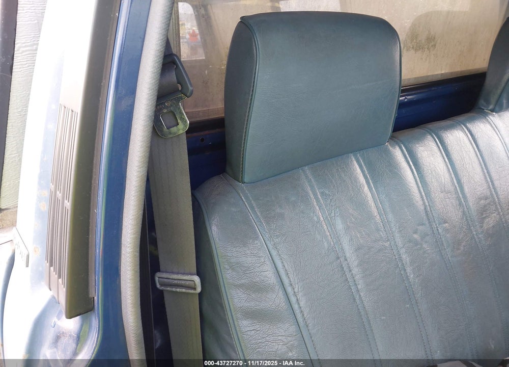 1987 TOYOTA PICKUP RN63 STD VIN: JT4RN63R2H0102014