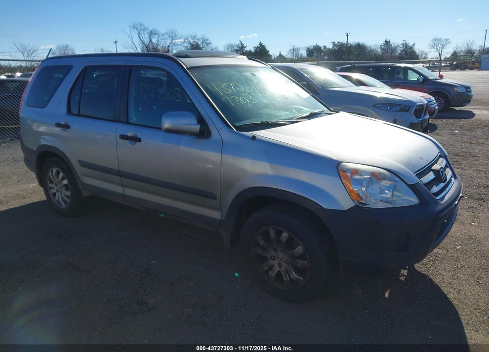 2005 HONDA CR-V EX VIN: SHSRD78865U342536