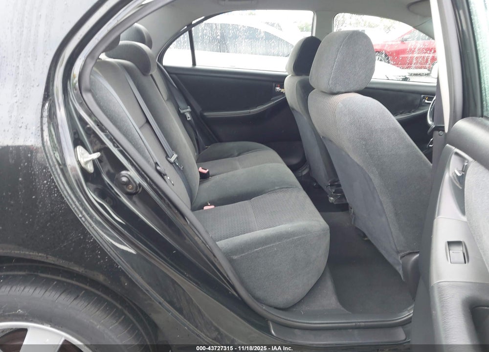 2005 TOYOTA COROLLA S VIN: 1NXBR32E45Z370064