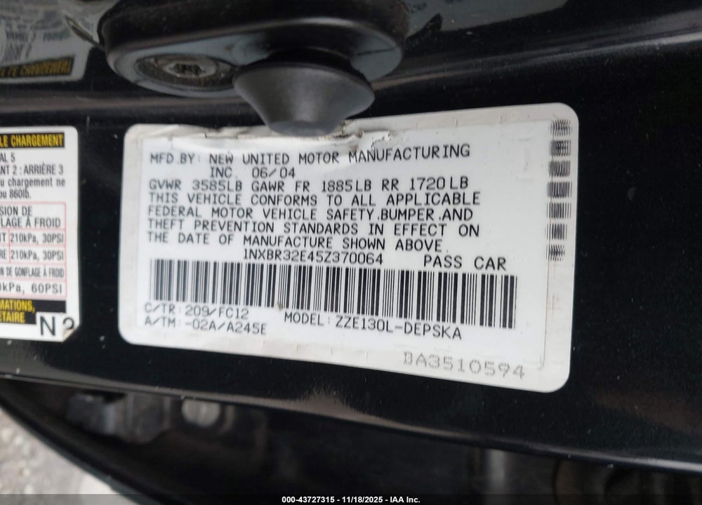 2005 TOYOTA COROLLA S VIN: 1NXBR32E45Z370064