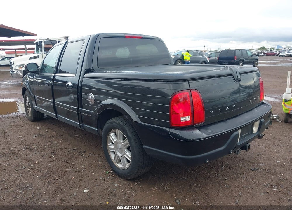 2002 LINCOLN BLACKWOOD VIN: 5LTEW05A82KJ00907