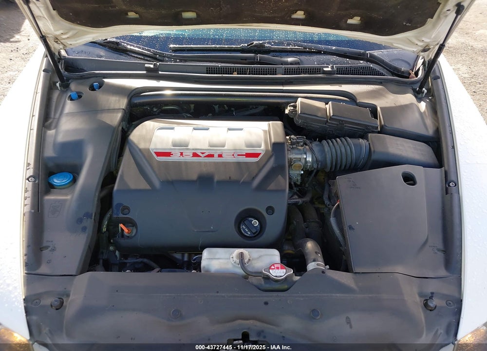 2008 ACURA TL TYPE S VIN: 19UUA76508A021528