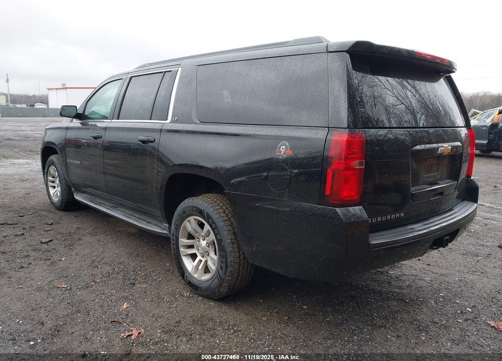 2017 CHEVROLET SUBURBAN VIN: 1GNSKHKC3HR326947