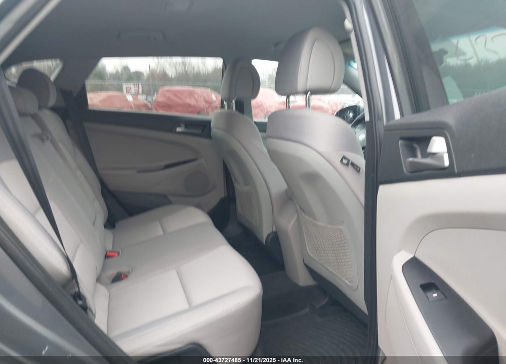 2018 HYUNDAI TUCSON SEL VIN: KM8J3CA4XJU681563