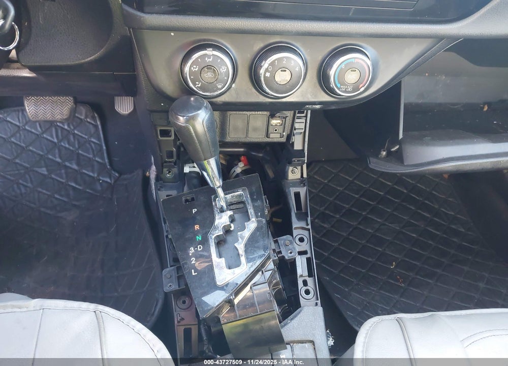 2014 TOYOTA COROLLA L VIN: 2T1BURHE3EC059946