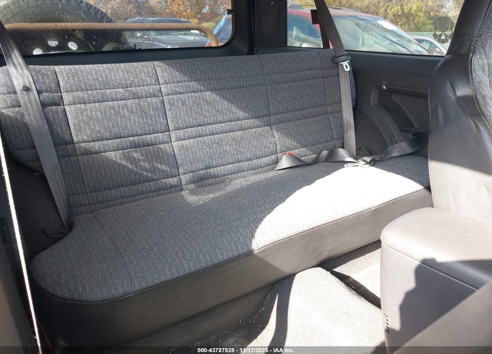 2000 JEEP CHEROKEE SE VIN: 1J4FF27S0YL192844