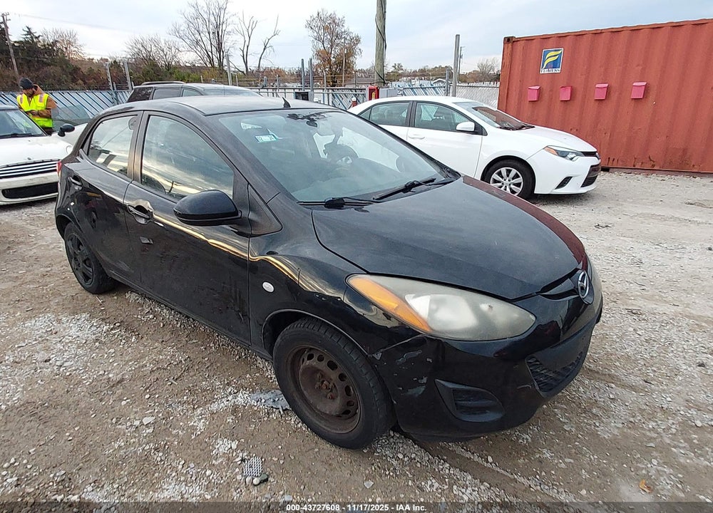 2011 MAZDA 2 SPORT VIN: JM1DE1HY5B0105896