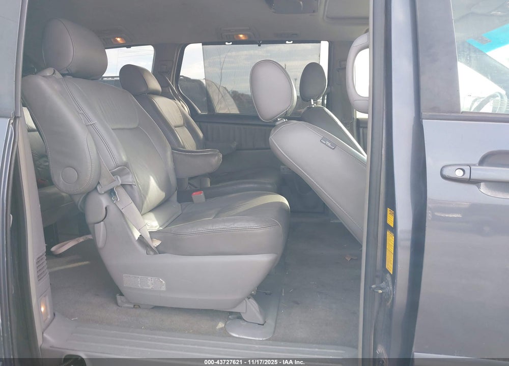 2007 TOYOTA SIENNA XLE VIN: 5TDZK22C07S087863