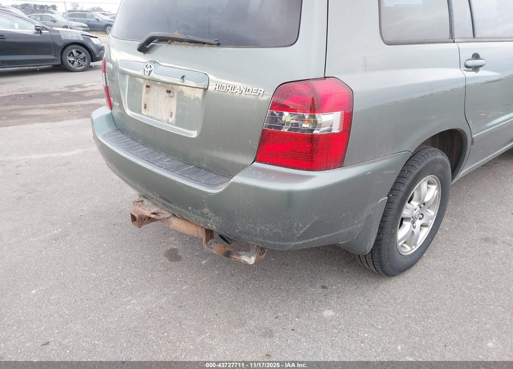 2005 TOYOTA HIGHLANDER V6 VIN: JTEEP21A350084628