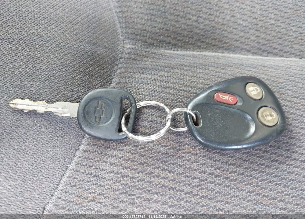 2004 GMC SIERRA 2500 SLE VIN: 1GTGK23U14F230040
