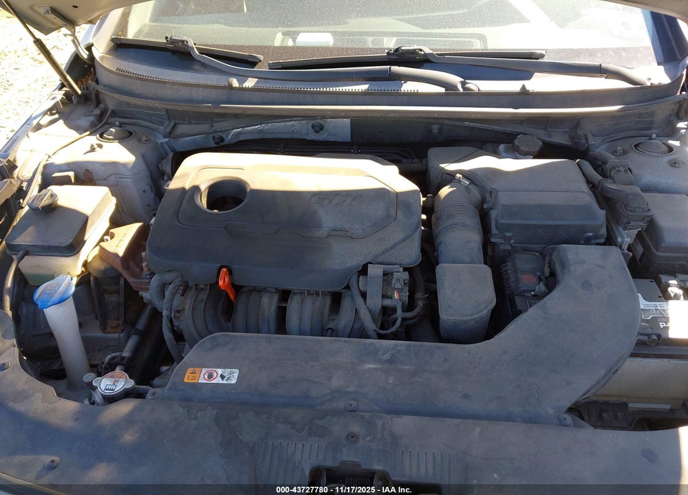 2015 HYUNDAI SONATA SPORT VIN: 5NPE34AF8FH047859