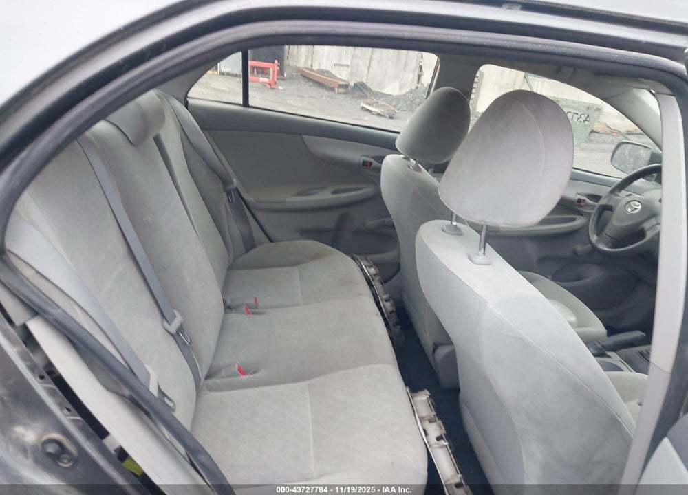 2009 TOYOTA COROLLA VIN: JTDBL40E19J026682
