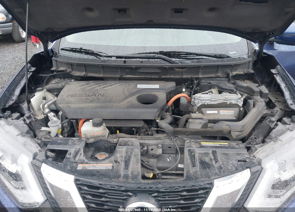 2017 NISSAN ROGUE HYBRID SL VIN: 5N1ET2MVXHC790153