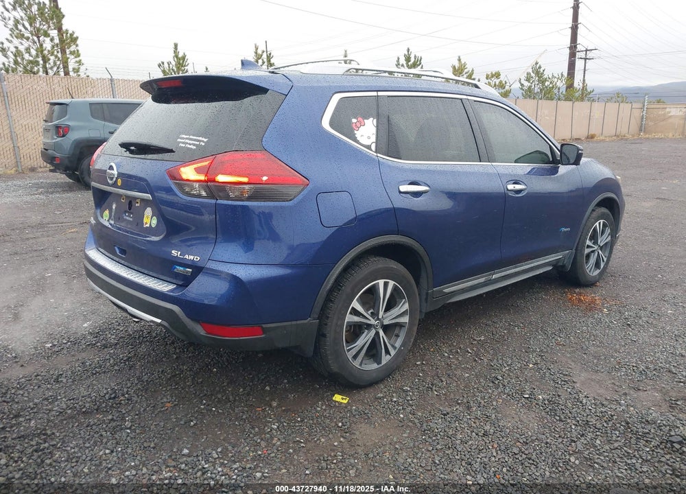 2017 NISSAN ROGUE HYBRID SL VIN: 5N1ET2MVXHC790153