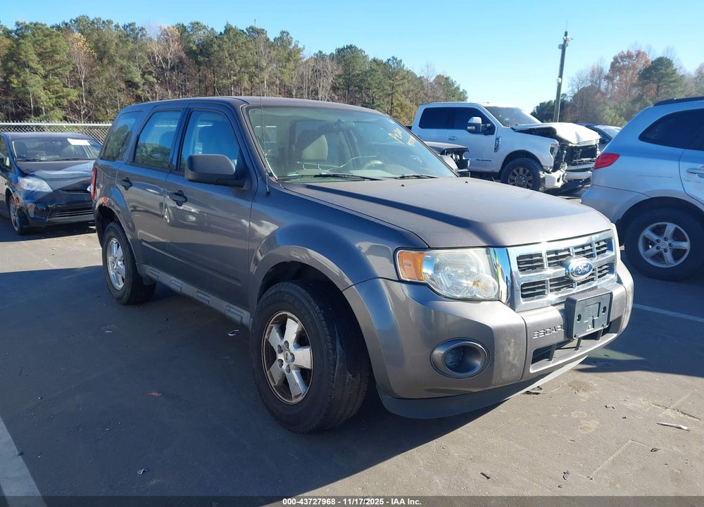 2011 FORD ESCAPE XLS VIN: 1FMCU9C74BKA79822