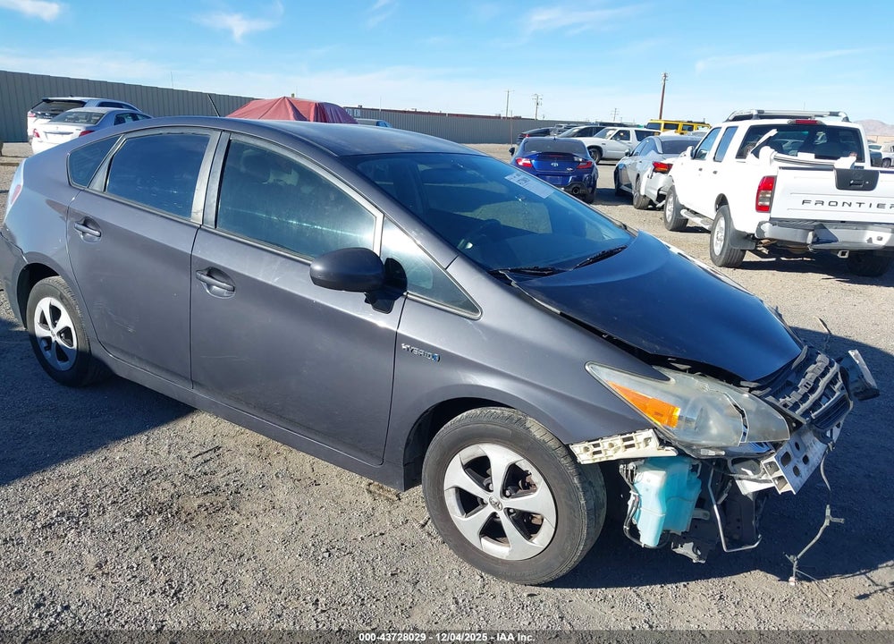 2015 TOYOTA PRIUS TWO VIN: JTDKN3DU3F2004002