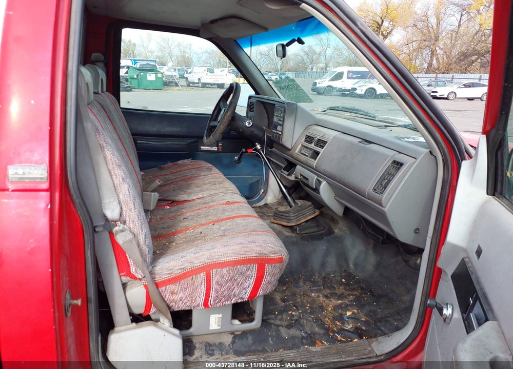 1993 CHEVROLET GMT-400 C1500 VIN: 1GCEC14Z1PE219297