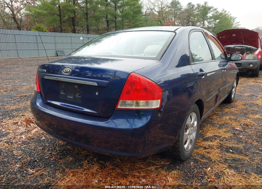 2007 KIA SPECTRA VIN: KNAFE121775490860