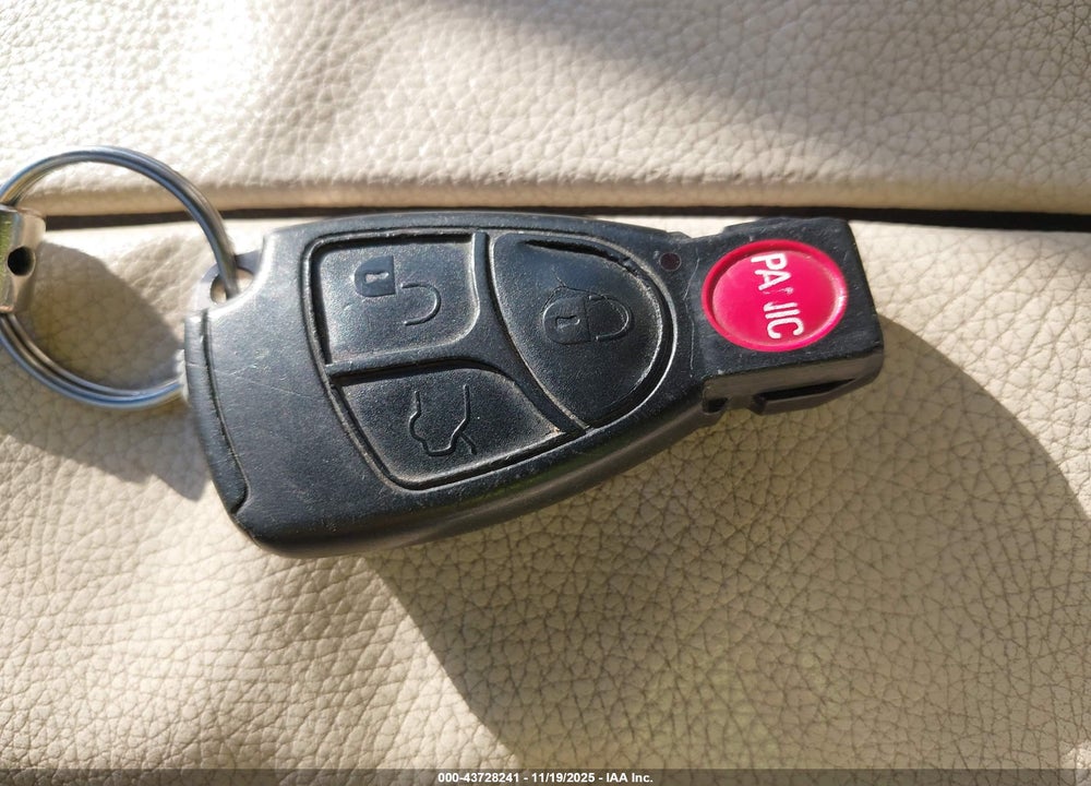 2004 MERCEDES-BENZ E 320 VIN: WDBUF65JX4X114765