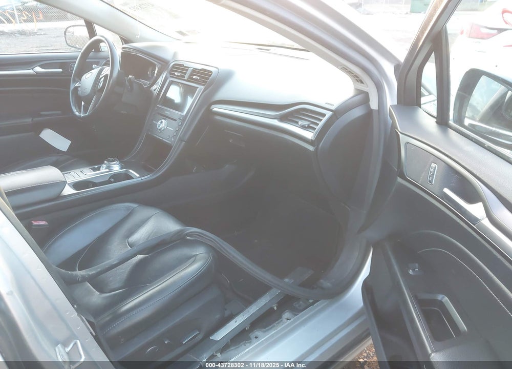 2017 FORD FUSION VIN: 3FA6P0RUXHR233588