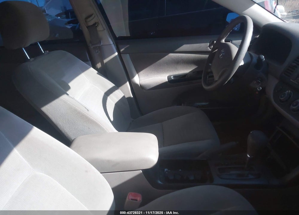 2005 TOYOTA CAMRY LE VIN: 4T1BE32K35U047075