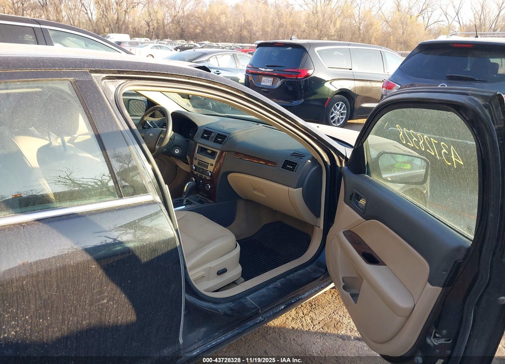 2010 FORD FUSION VIN: 3FAHP0JA0AR222325