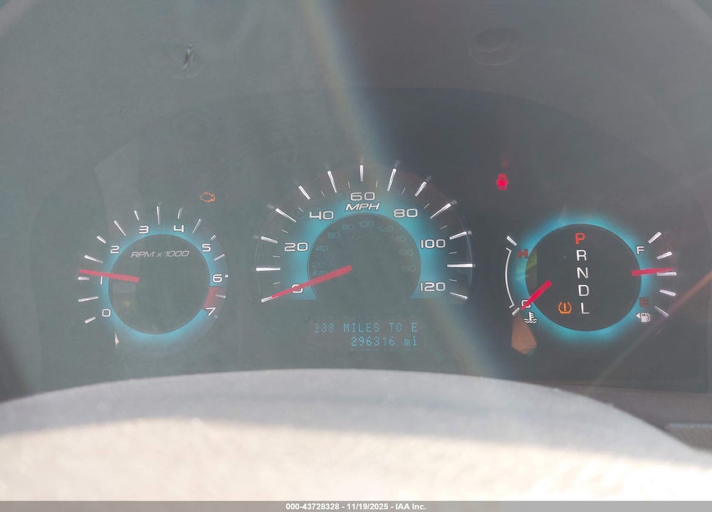2010 FORD FUSION VIN: 3FAHP0JA0AR222325