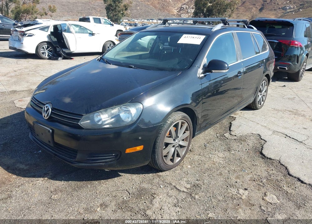 2012 VOLKSWAGEN JETTA SPORTWAGEN 2.5L SE VIN: 3VWPP7AJ9CM689688