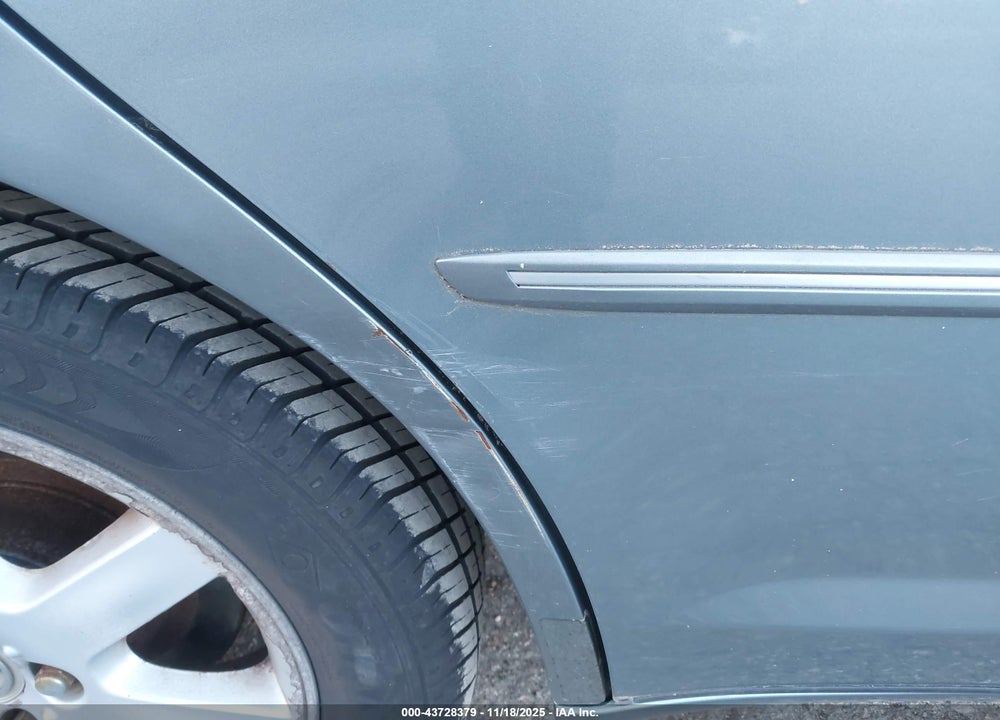 2000 TOYOTA AVALON XLS VIN: 4T1BF28B3YU097719