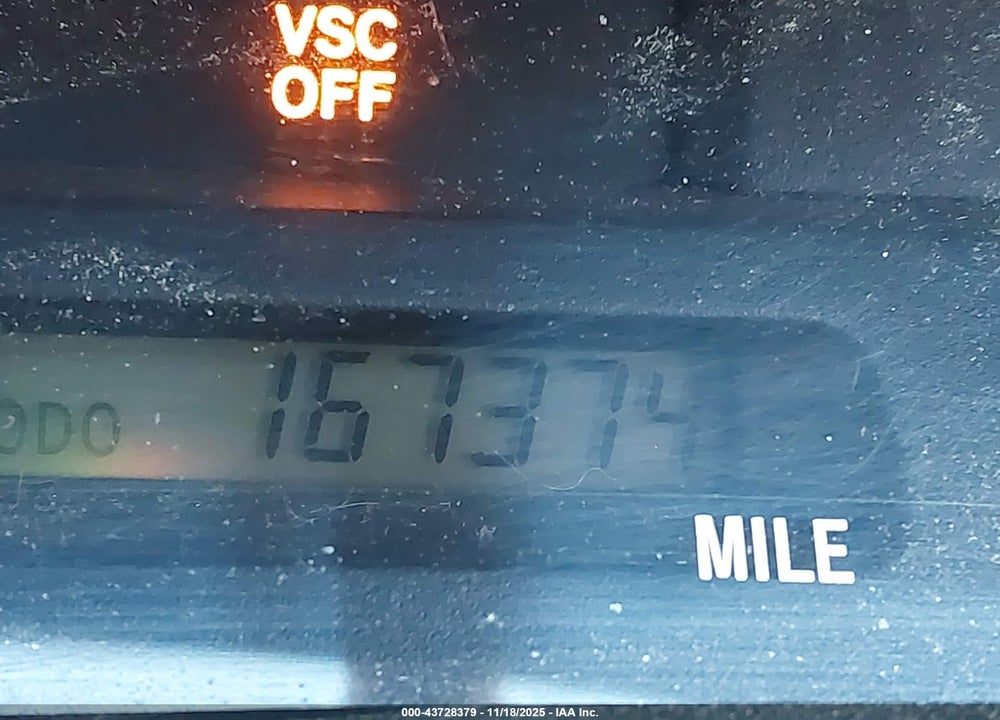 2000 TOYOTA AVALON XLS VIN: 4T1BF28B3YU097719
