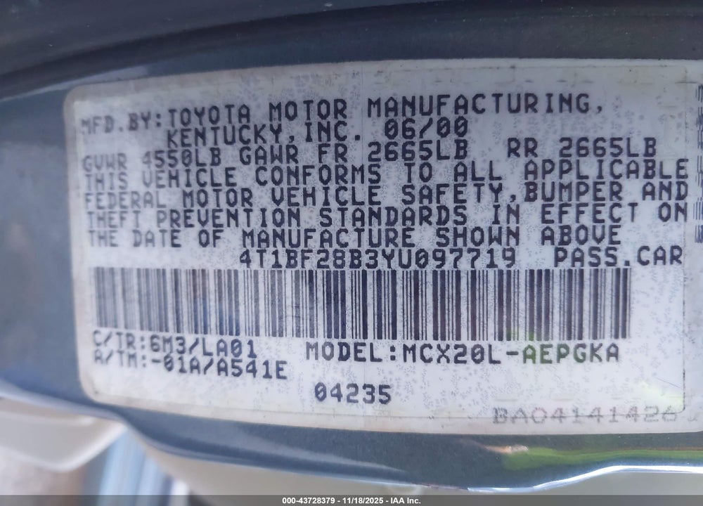 2000 TOYOTA AVALON XLS VIN: 4T1BF28B3YU097719