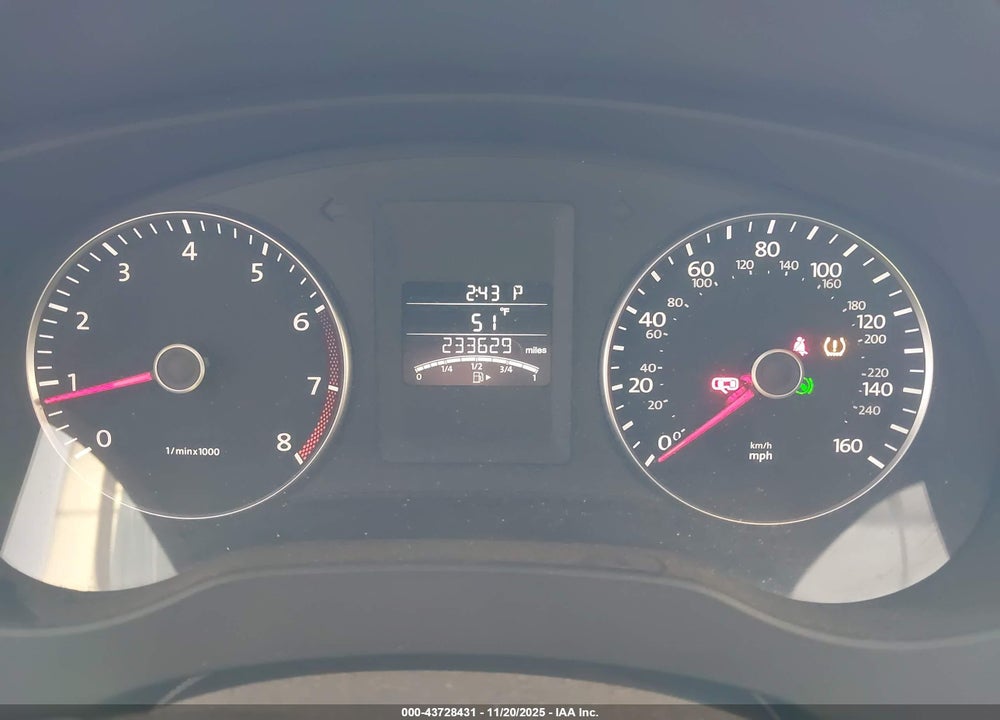 2012 VOLKSWAGEN JETTA 2.5L SE VIN: 3VWDP7AJXCM382825