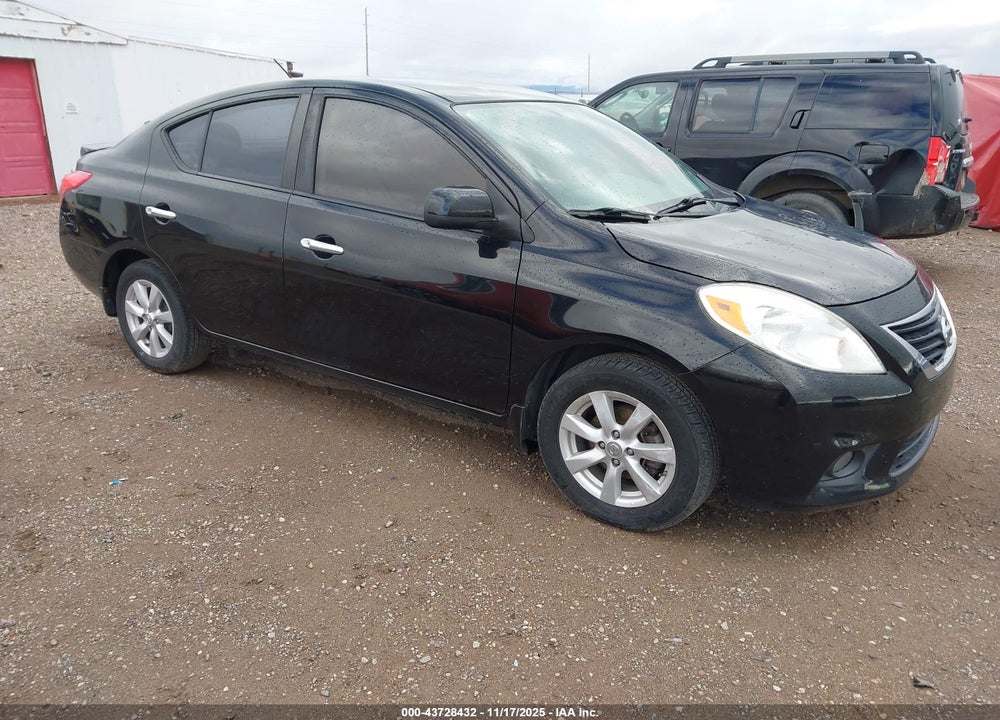 2013 NISSAN VERSA 1.6 SL VIN: 3N1CN7AP8DL856516