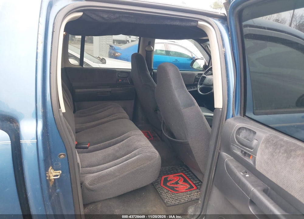 2004 DODGE DAKOTA SLT VIN: 1D7HL48KX4S533772