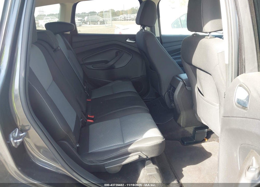 2017 FORD ESCAPE SE VIN: 1FMCU0G90HUD66952