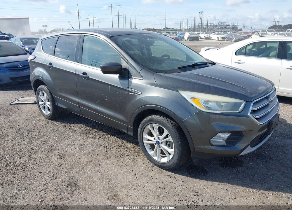 2017 FORD ESCAPE SE VIN: 1FMCU0G90HUD66952