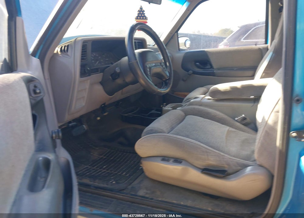 1994 FORD RANGER SUPER CAB VIN: 1FTCR14X5RPB07999