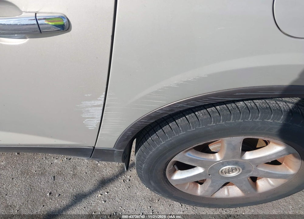 2010 BUICK ENCLAVE 1XL VIN: 5GALRBED3AJ267639