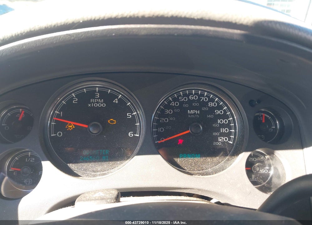 2007 CHEVROLET SUBURBAN 1500 LT VIN: 3GNFK16347G225319