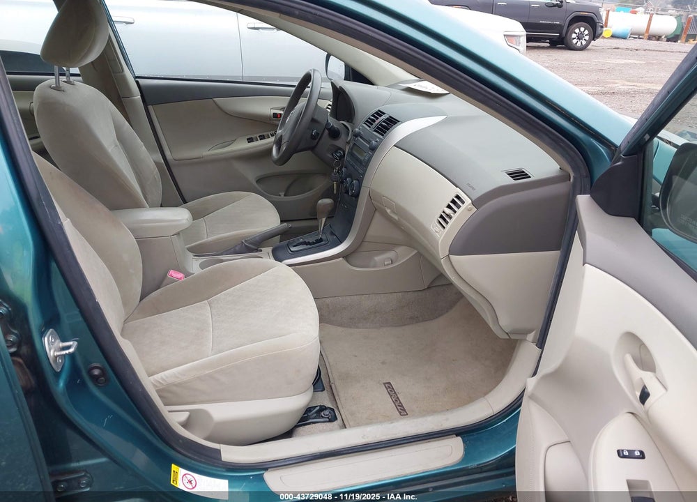 2009 TOYOTA COROLLA VIN: JTDBL40EX9J031055