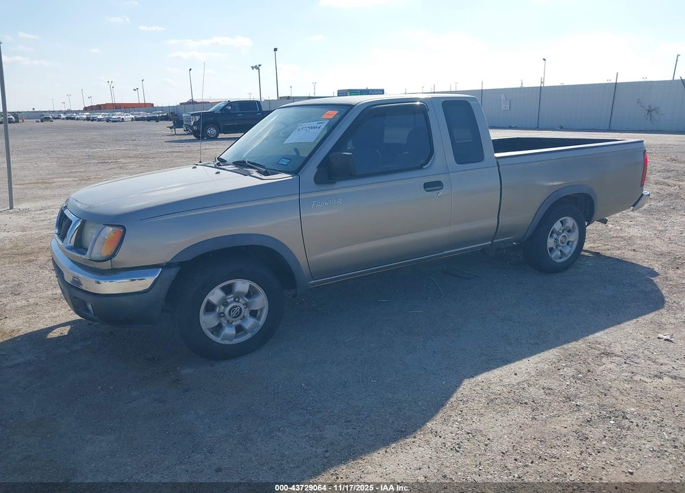 2000 NISSAN FRONTIER XE VIN: 1N6DD26S9YC418543