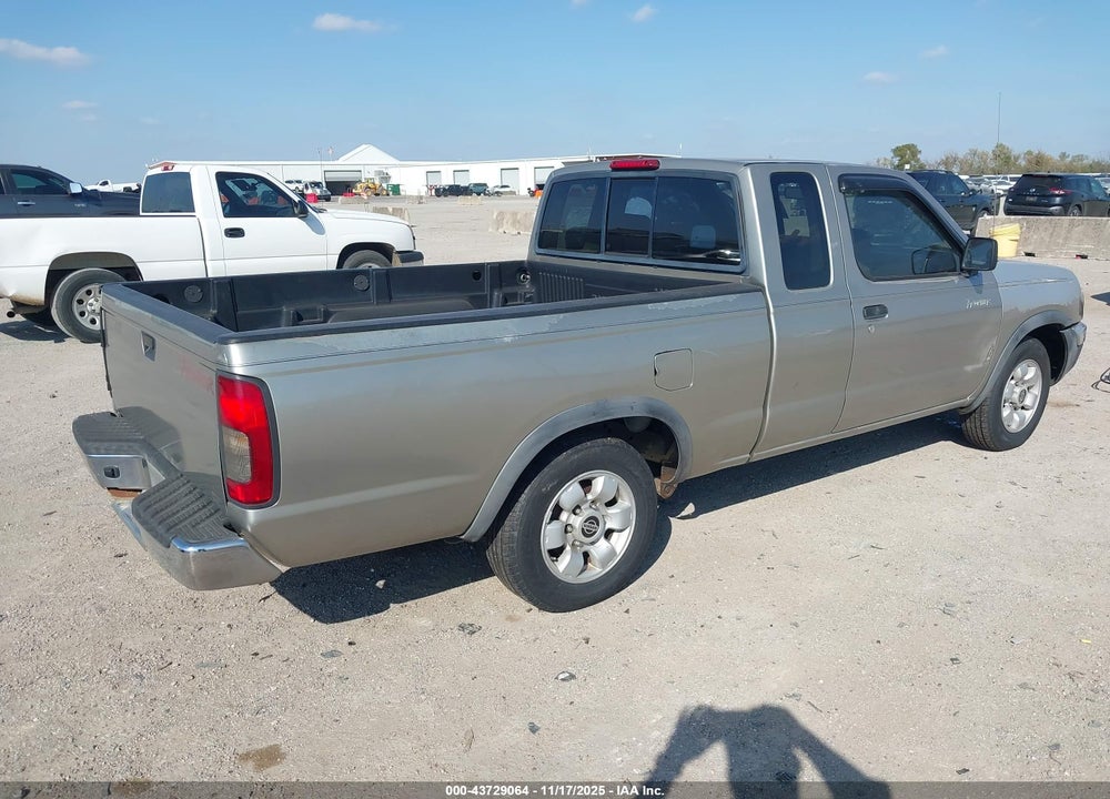 2000 NISSAN FRONTIER XE VIN: 1N6DD26S9YC418543