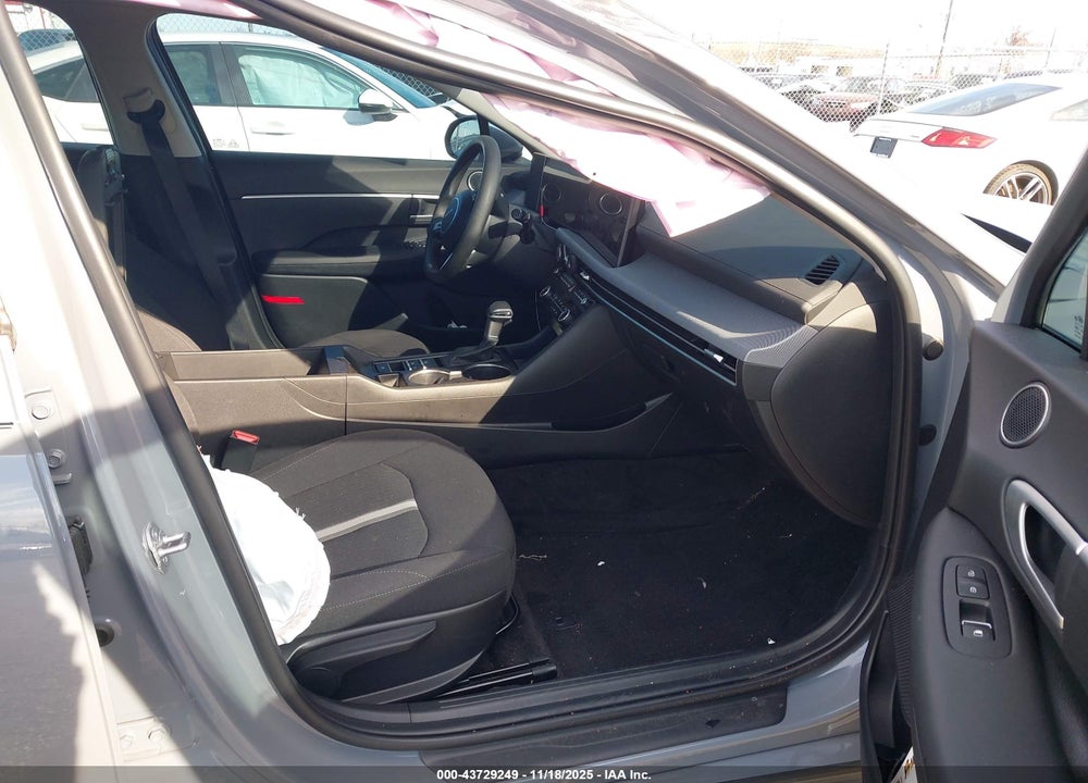 2025 HYUNDAI SONATA SE VIN: KMHL24JA5SA465694