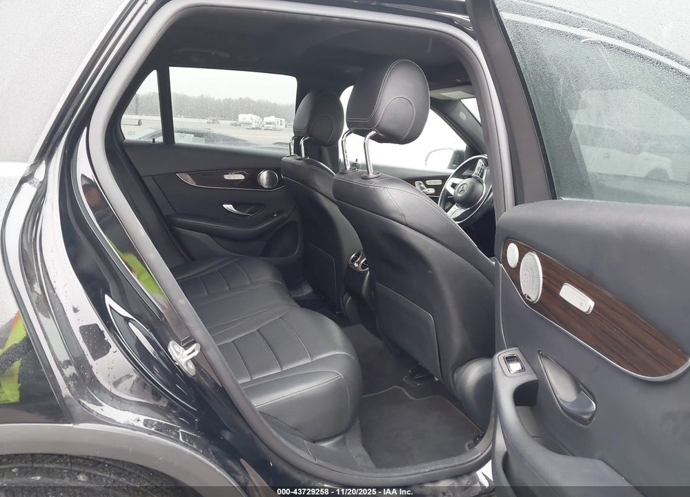 2020 MERCEDES-BENZ GLC 300 4MATIC VIN: WDC0G8EB0LF715621