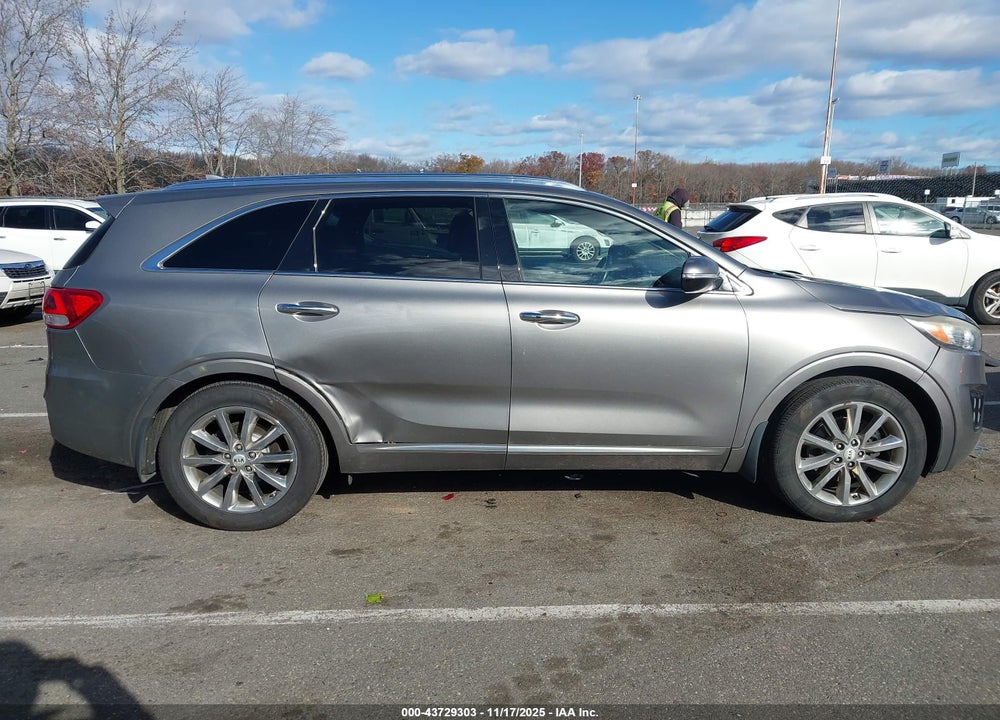 2016 KIA SORENTO 3.3L SXL VIN: 5XYPK4A55GG055705