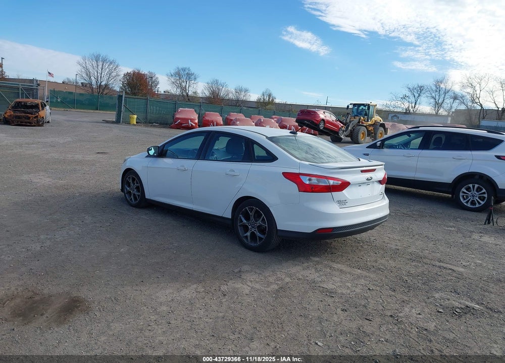 2014 FORD FOCUS SE VIN: 1FADP3F2XEL279962