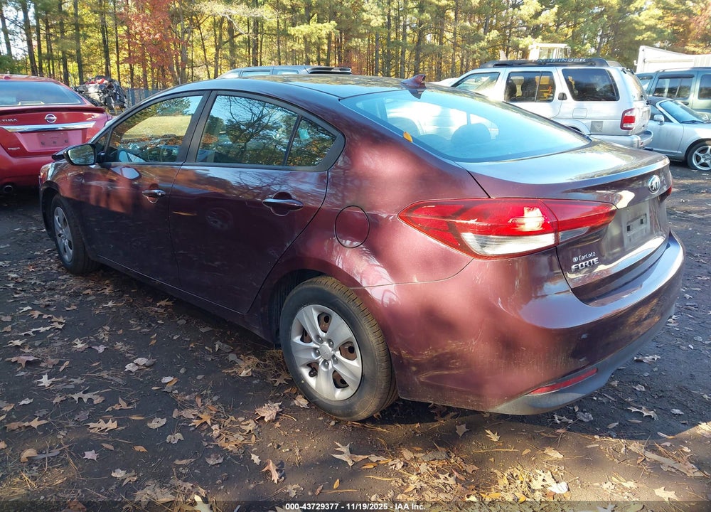 2017 KIA FORTE LX VIN: 3KPFL4A71HE145667