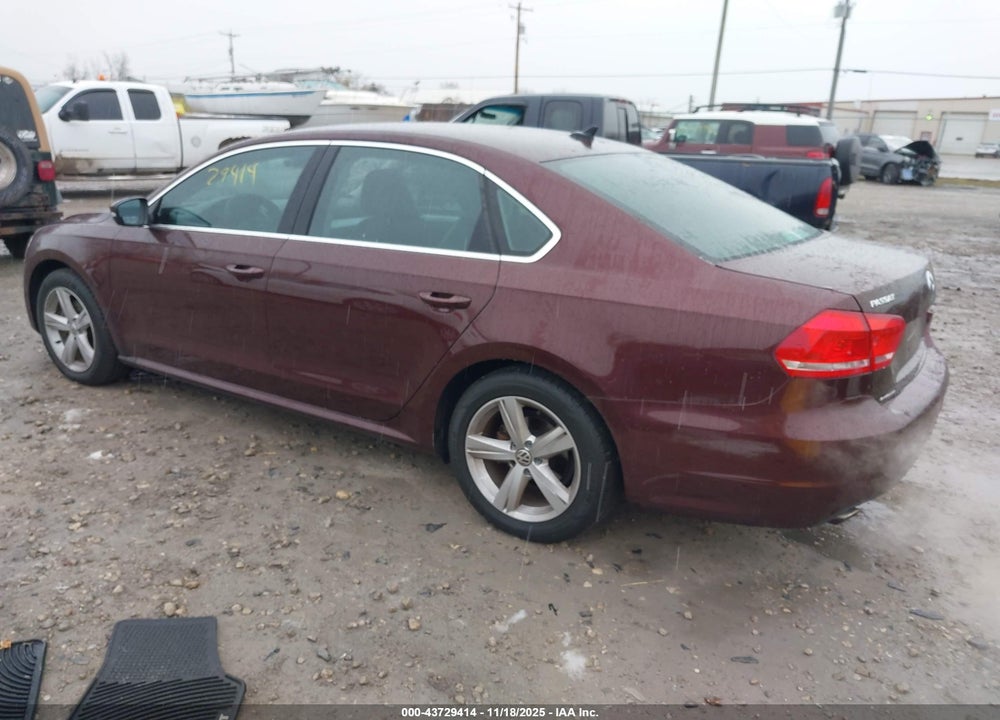 2013 VOLKSWAGEN PASSAT 2.5L SE VIN: 1VWBP7A35DC083352