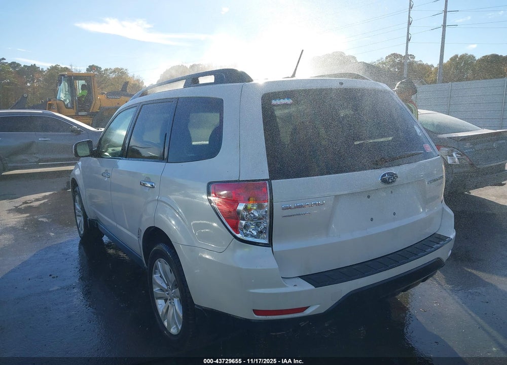 2013 SUBARU FORESTER VIN: JF2SHADC6DH431950